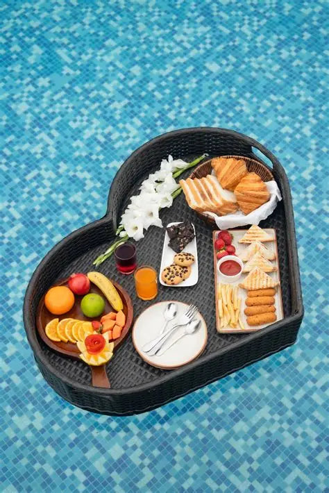 Floating Tray Heart