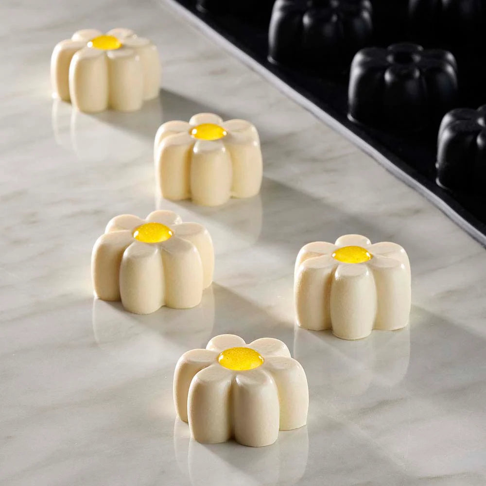 PAVONI 3D Pavoflex Silicone Mould 400 x 300 mm Margher 20ml Px43101S