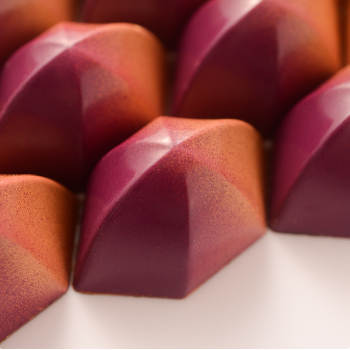 Martellato Pod Chocolate Mold – 25 Cavities