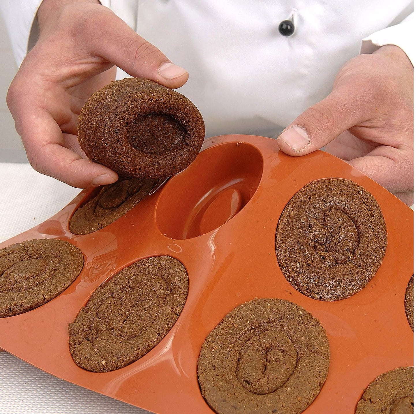 SILIKOMART Silicon Small Oval Savarin Mould Sf083