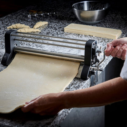 Dinerware debuyer Multi-Dough Roller – Adjustable Pasta & Pastry Dough Roller