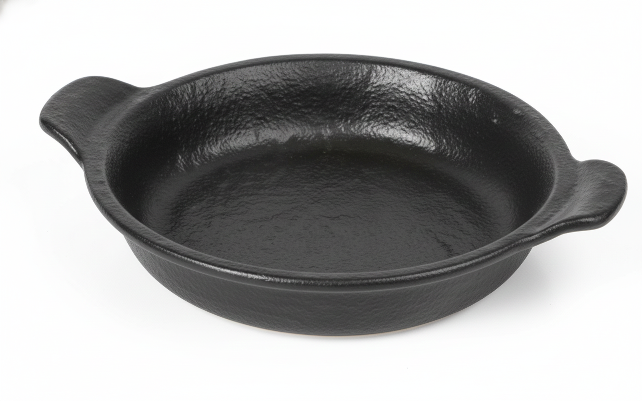 AURA Round Dish with Handle Charcoal Black