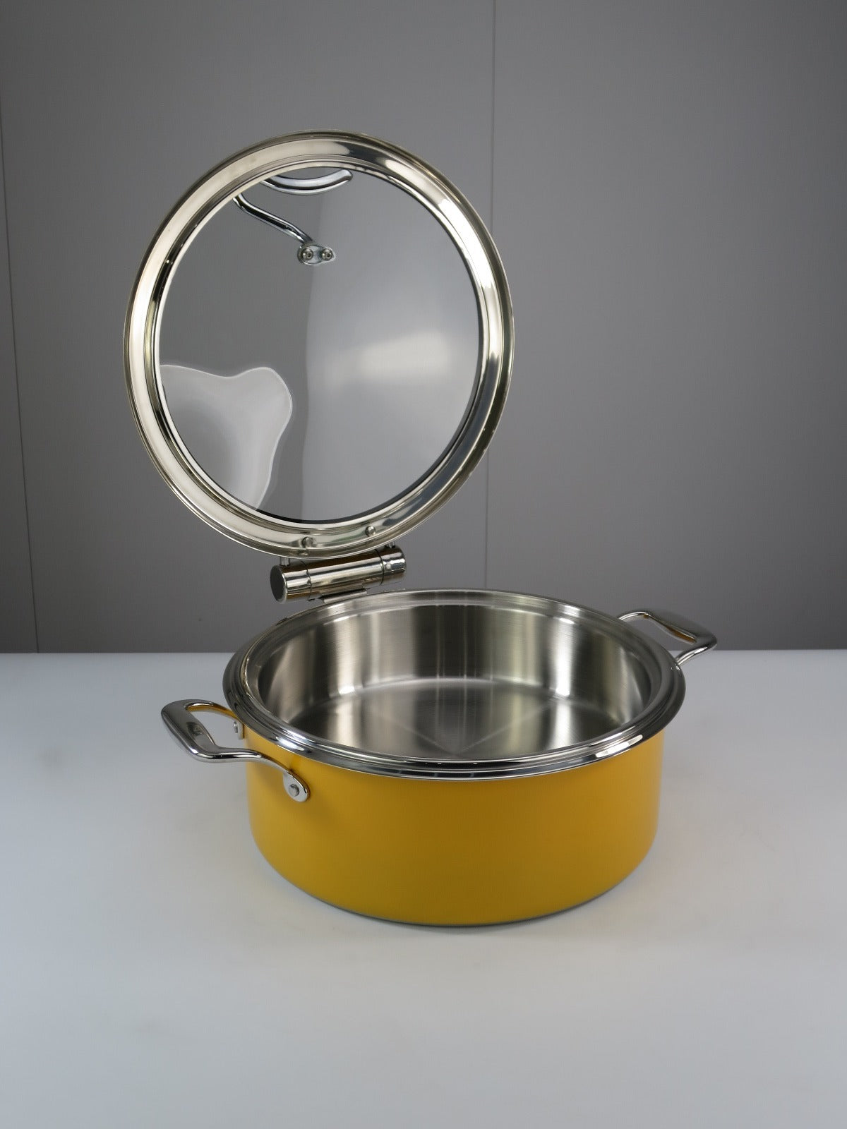 DINER WARES Chafing Dish SS with Glass Window & Induction Sandwhich Bottom 4.5 ltr. [Yellow]