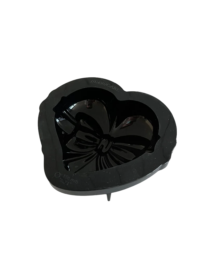 PAVONI 3D Pavocake Silicone Mould Mini Cadeau 600ml KE076S